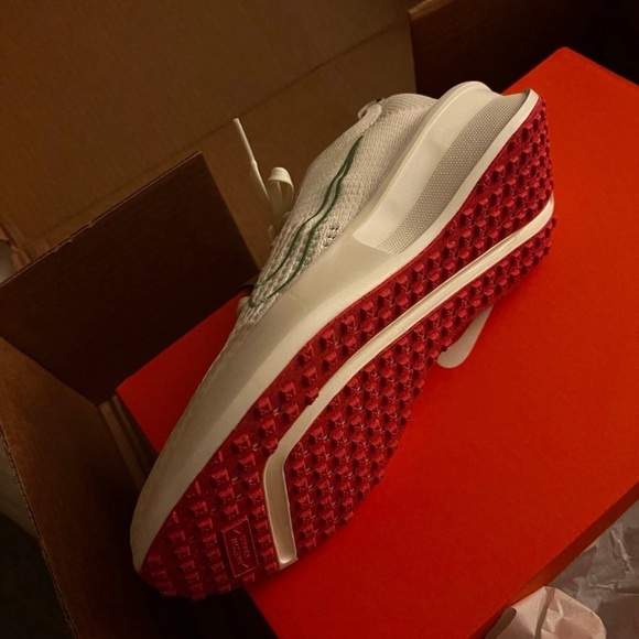 Nike flyknit interact run women’s sneakers - Picture 2 of 3